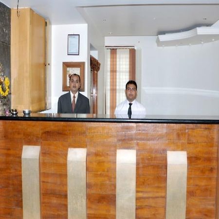 Hotel Rajsangam International Badami Extérieur photo